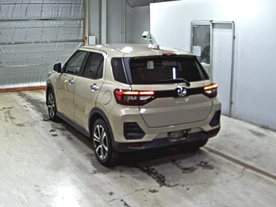 DAIHATSU ROCKY