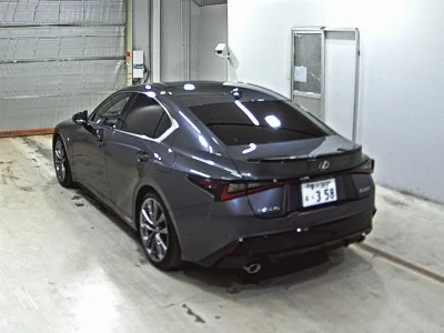 LEXUS IS