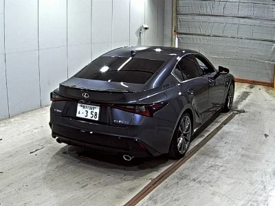 LEXUS IS