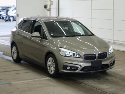 BMW 2 SERIES