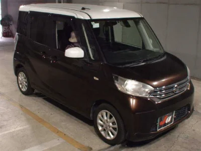 NISSAN DAYZ ROOX