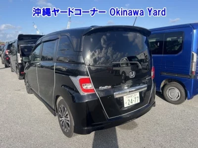 HONDA FREED SPIKE