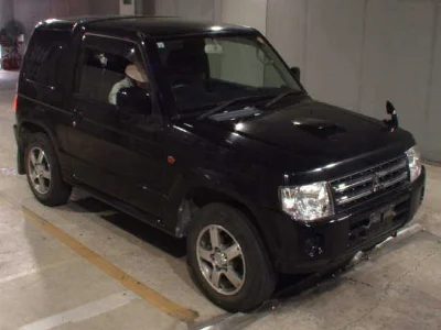 MITSUBISHI PAJERO MINI