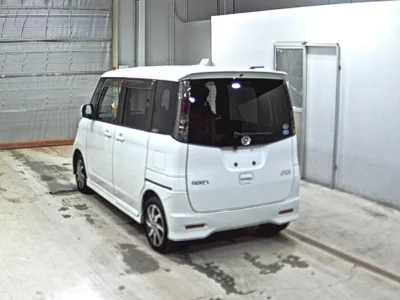 NISSAN ROOX