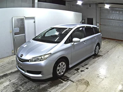 TOYOTA WISH