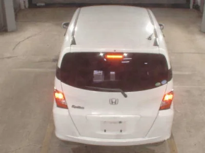 HONDA FREED SPIKE