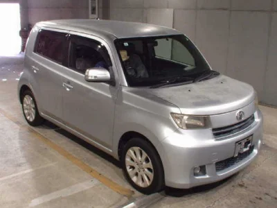 TOYOTA BB