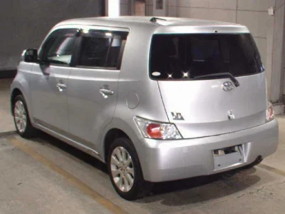 TOYOTA BB