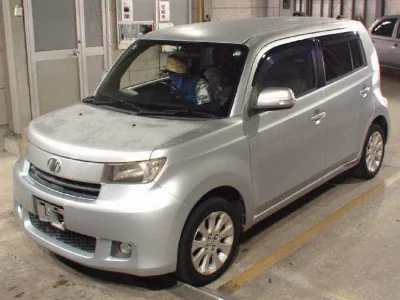 TOYOTA BB