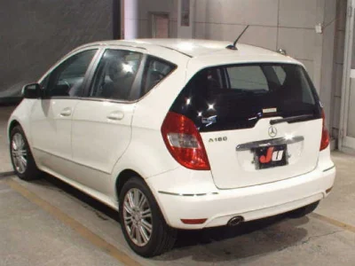 MERCEDES BENZ A CLASS