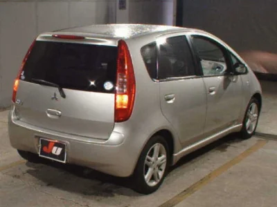 MITSUBISHI COLT