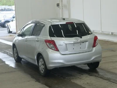 TOYOTA VITZ