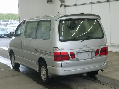 TOYOTA GRANVIA