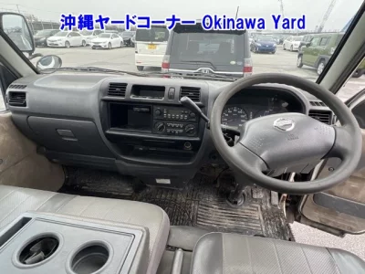 NISSAN VANETTE TRUCK