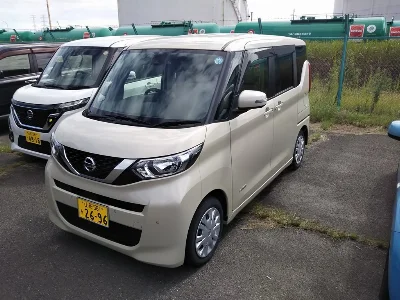 NISSAN ROOX