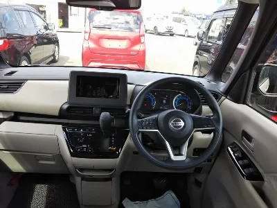 NISSAN ROOX