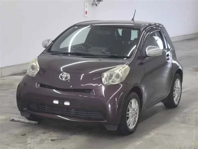 TOYOTA IQ