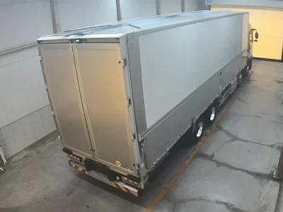 MITSUBISHI FUSO