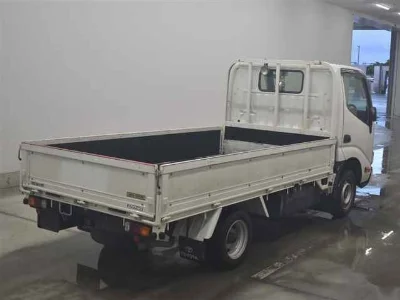 TOYOTA DYNA