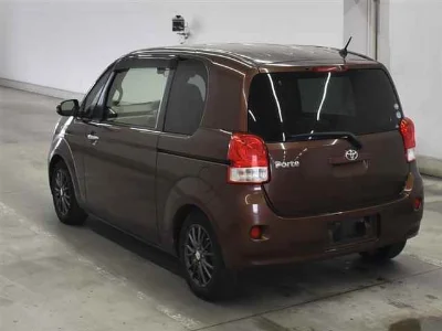 TOYOTA PORTE