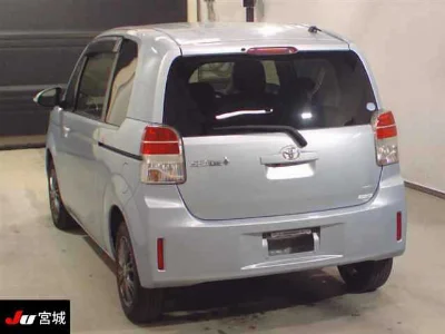 TOYOTA SPADE