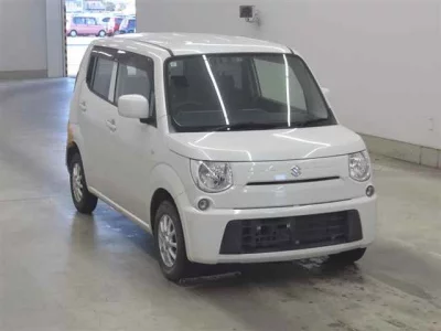 SUZUKI MRWAGON