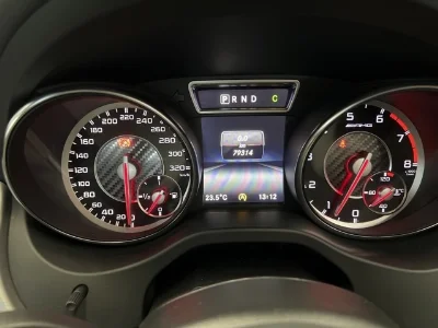 MERCEDES BENZ AMG CLA