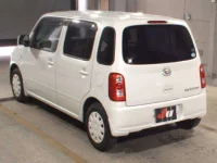 Цена авто Daihatsu Mira Cocoa с аукционов Японии, номер кузова L675S, пробег 201 000, оценка 6