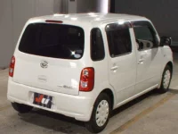 Цена авто Daihatsu Mira Cocoa с аукционов Японии, номер кузова L675S, пробег 201 000, оценка 6