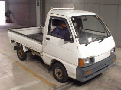 DAIHATSU HIJET TRUCK