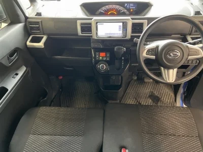 DAIHATSU WAKE