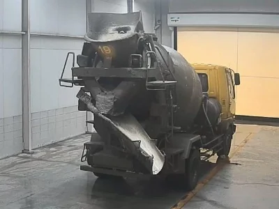 MITSUBISHI FUSO FIGHTER