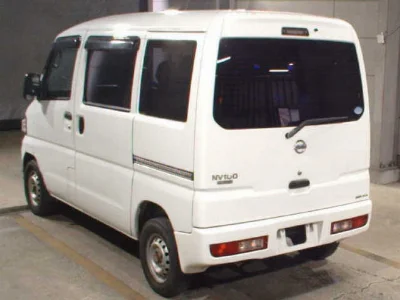 NISSAN CLIPPER VAN