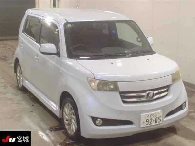 TOYOTA BB