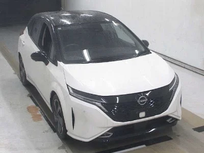 NISSAN AURA