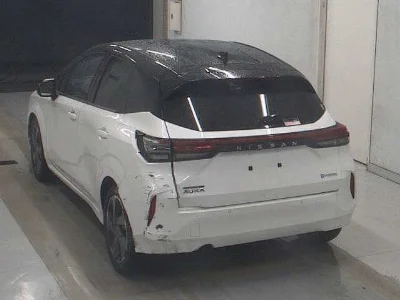 NISSAN AURA