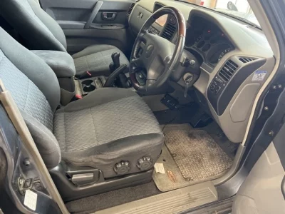 MITSUBISHI PAJERO