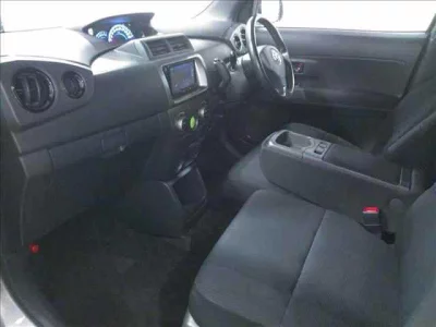 TOYOTA BB