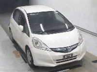 Цена авто Honda Fit с аукционов Японии, номер кузова GP1, пробег 136 000, оценка 