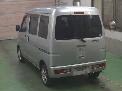 DAIHATSU HIJET VAN