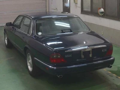 JAGUAR XJ6