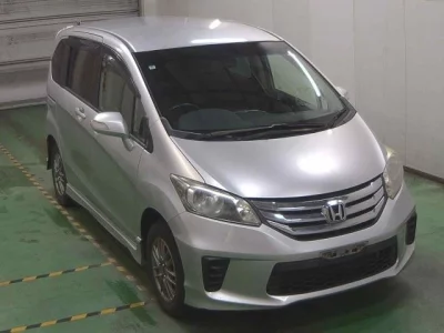 HONDA FREED