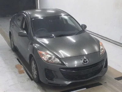 MAZDA AXELA