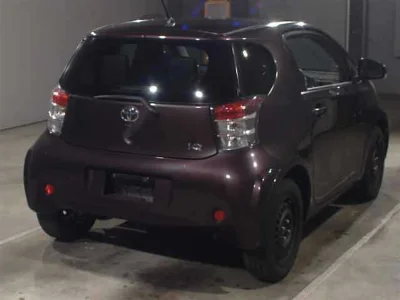 TOYOTA IQ