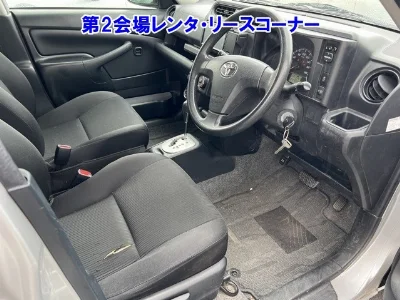 TOYOTA SUCCEED