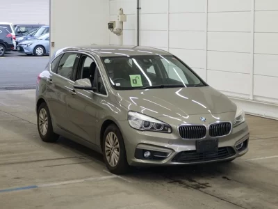 BMW 2 SERIES