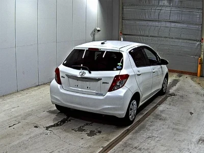 TOYOTA VITZ