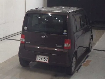 DAIHATSU MOVE CONTE