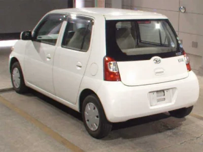 DAIHATSU ESSE