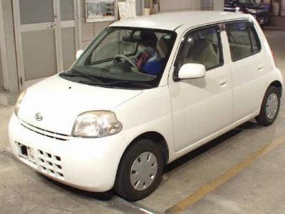 DAIHATSU ESSE